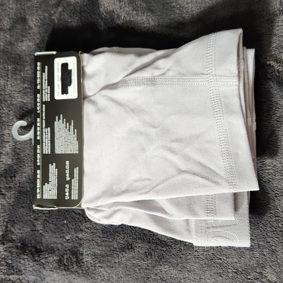 American Eagle Silver Boxer Brief - Picture 2 of 3